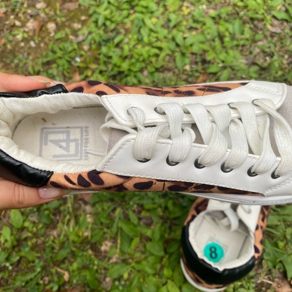 Leopard and White sneakers Target size 8 - Picture 6 of 10